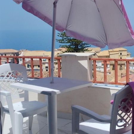 "Lo Studiolo" Apartment Pizzo  Dış mekan fotoğraf