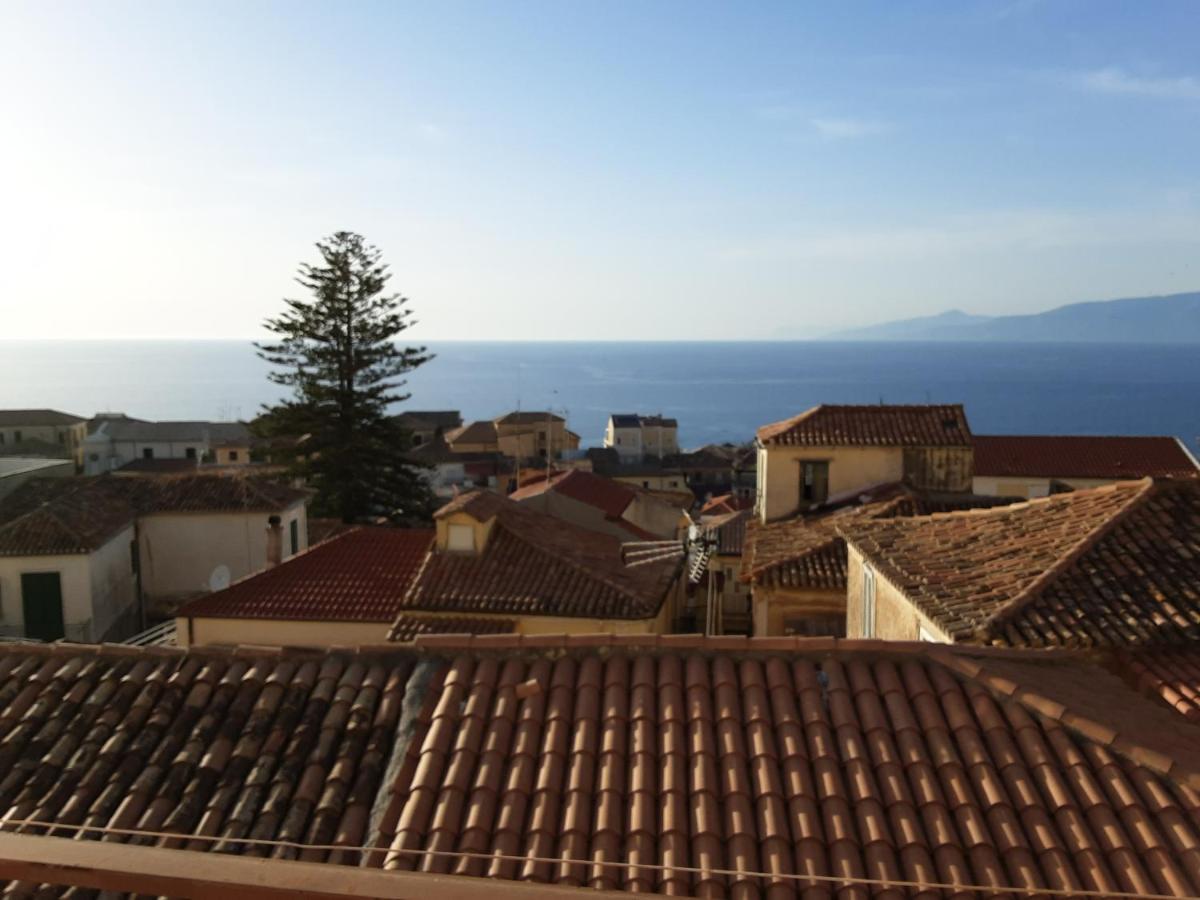 "Lo Studiolo" Apartment Pizzo  Dış mekan fotoğraf