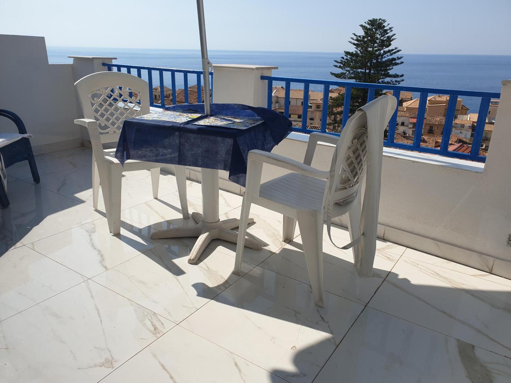 "Lo Studiolo" Apartment Pizzo  Dış mekan fotoğraf